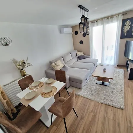 Logement Cosy Jacuzzi Terrasse Apartamento *