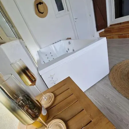 Apartamento Logement Cosy Jacuzzi Terrasse *