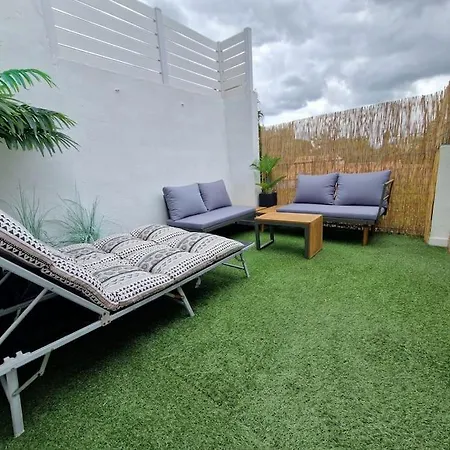 Logement Cosy Jacuzzi Terrasse *